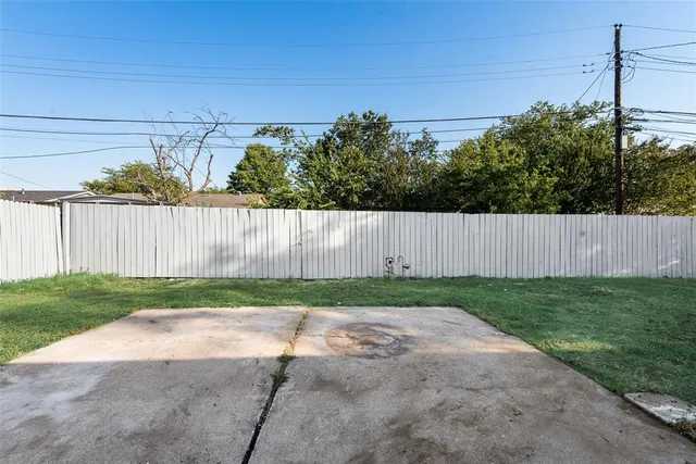 $2,700 | 4117 Spokane Street, Irving, TX 75062