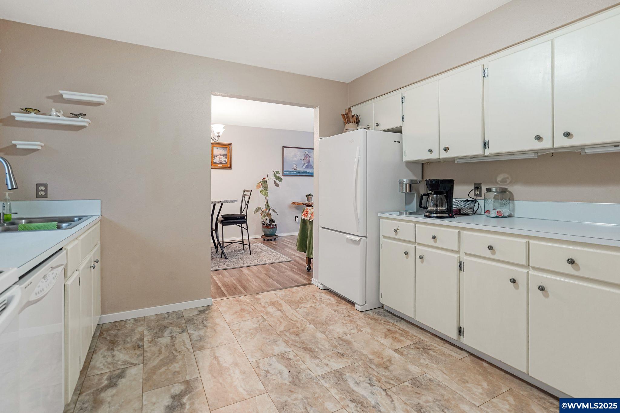 825 Southwest Walnut Street Albany, OR 97321 - Photo 17 of 37