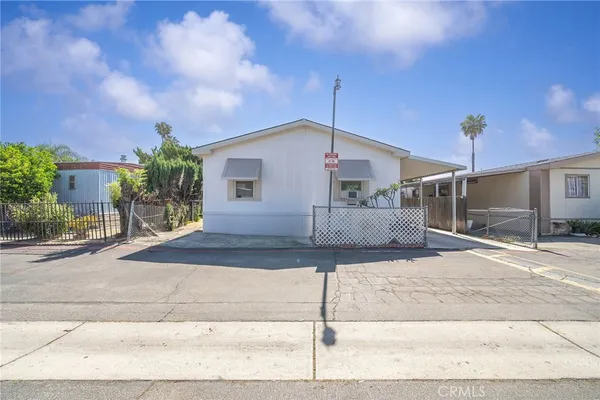 $189,900 | 1401 West 9th, Unit 103, Pomona, CA 91766