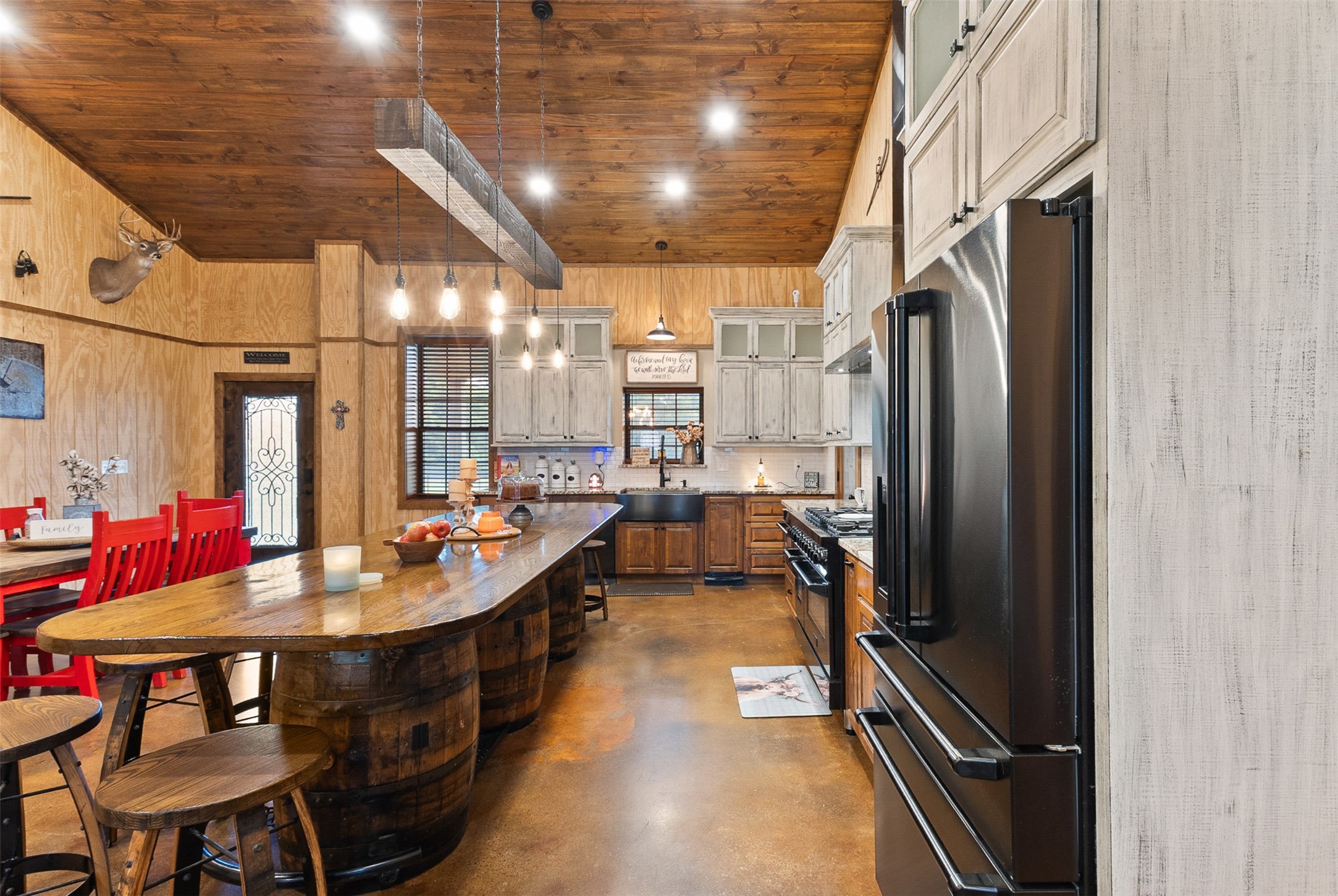 1402 Eagle Ferry Road Anahuac, TX 77514 - Photo 11 of 50 Gallery Image 11