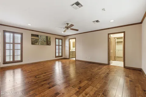 $525,000 | 542 Robert Lee Circle, Lafayette, LA 70506
