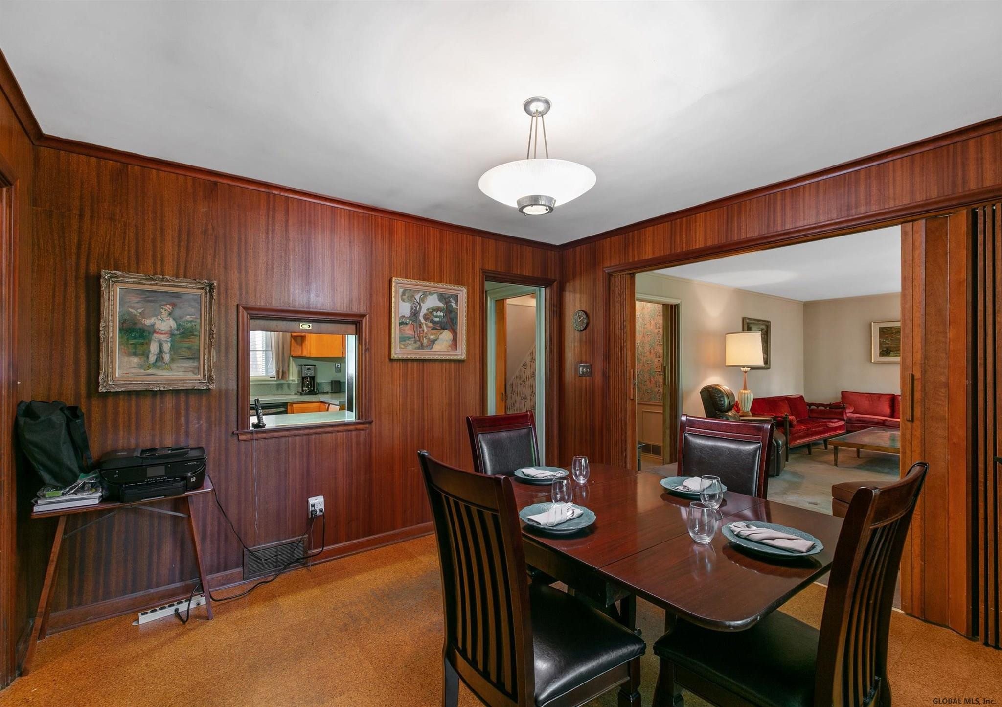 827 Jamaica Road Schenectady, NY 12309 - Photo 11 of 37 Photo 11