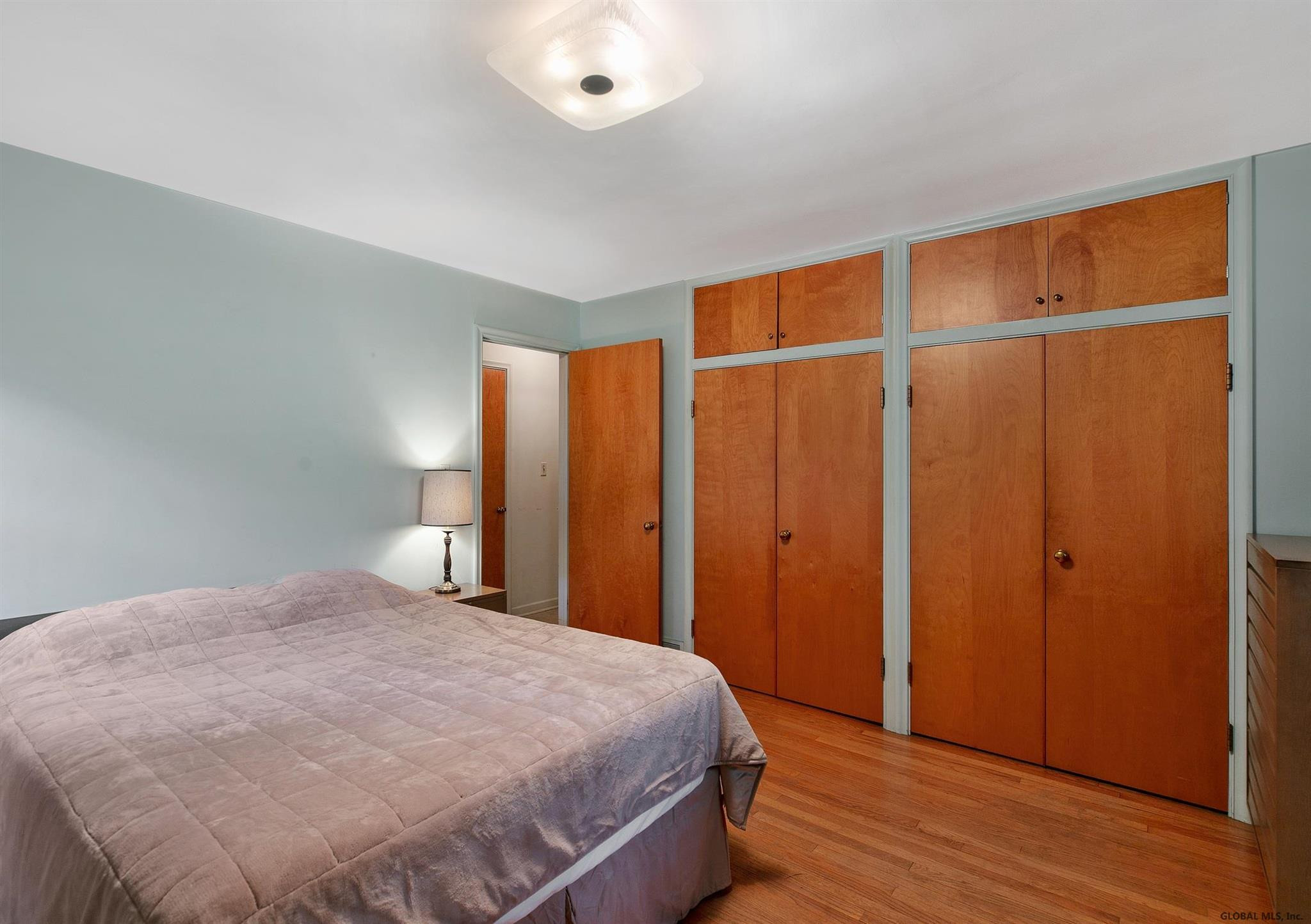 827 Jamaica Road Schenectady, NY 12309 - Photo 17 of 37 Photo 17