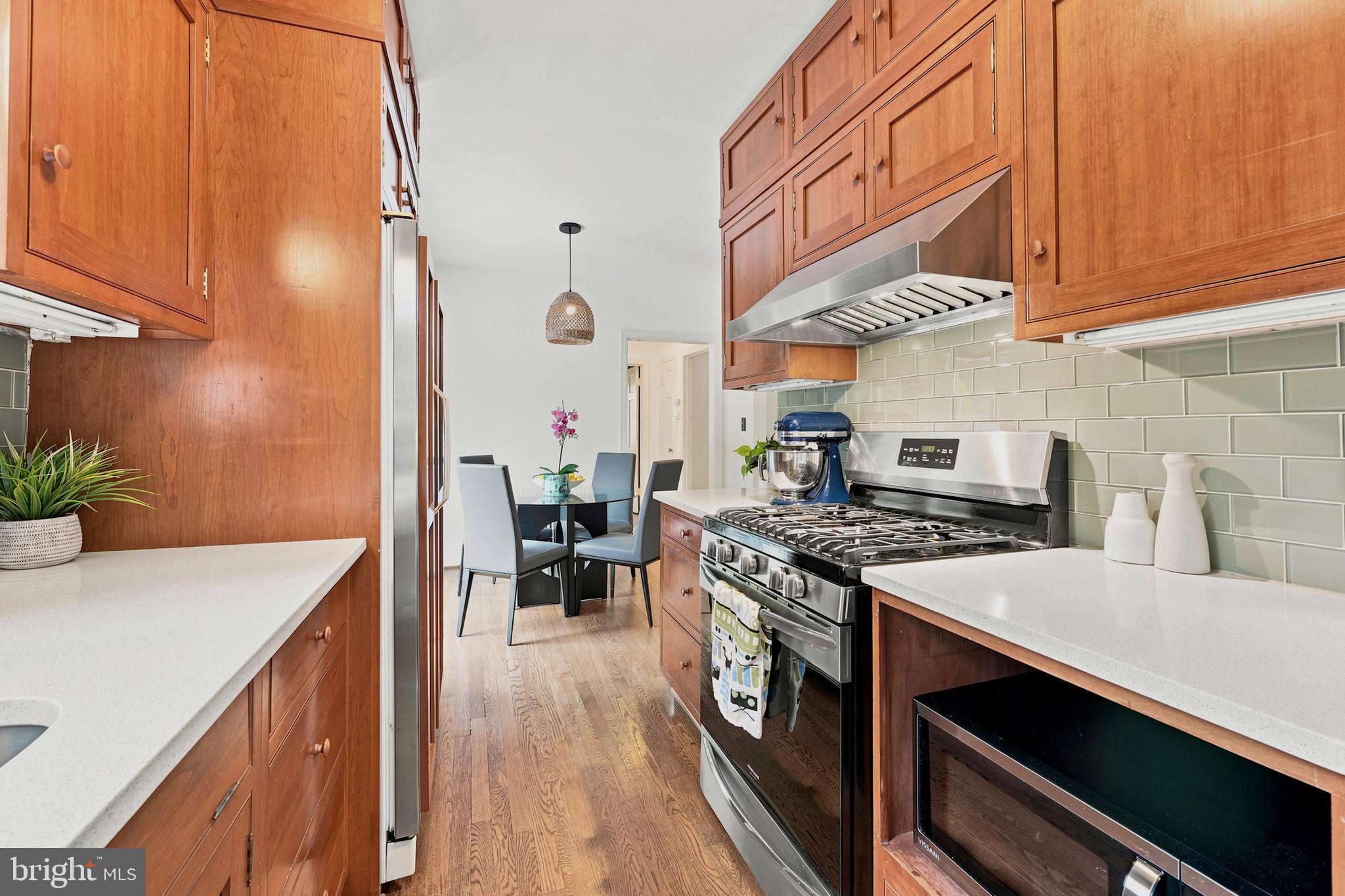 9404 Worth Avenue Silver Spring, MD 20901 - Photo 10 of 70