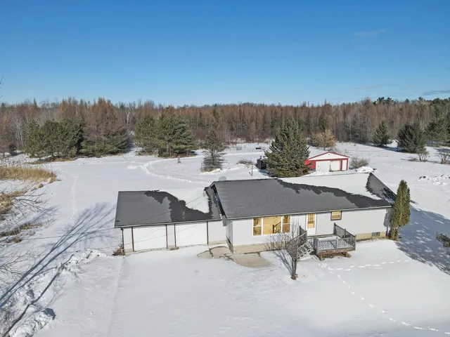 $510,000 | W6970 3.5 Road, Menominee, MI 49858
