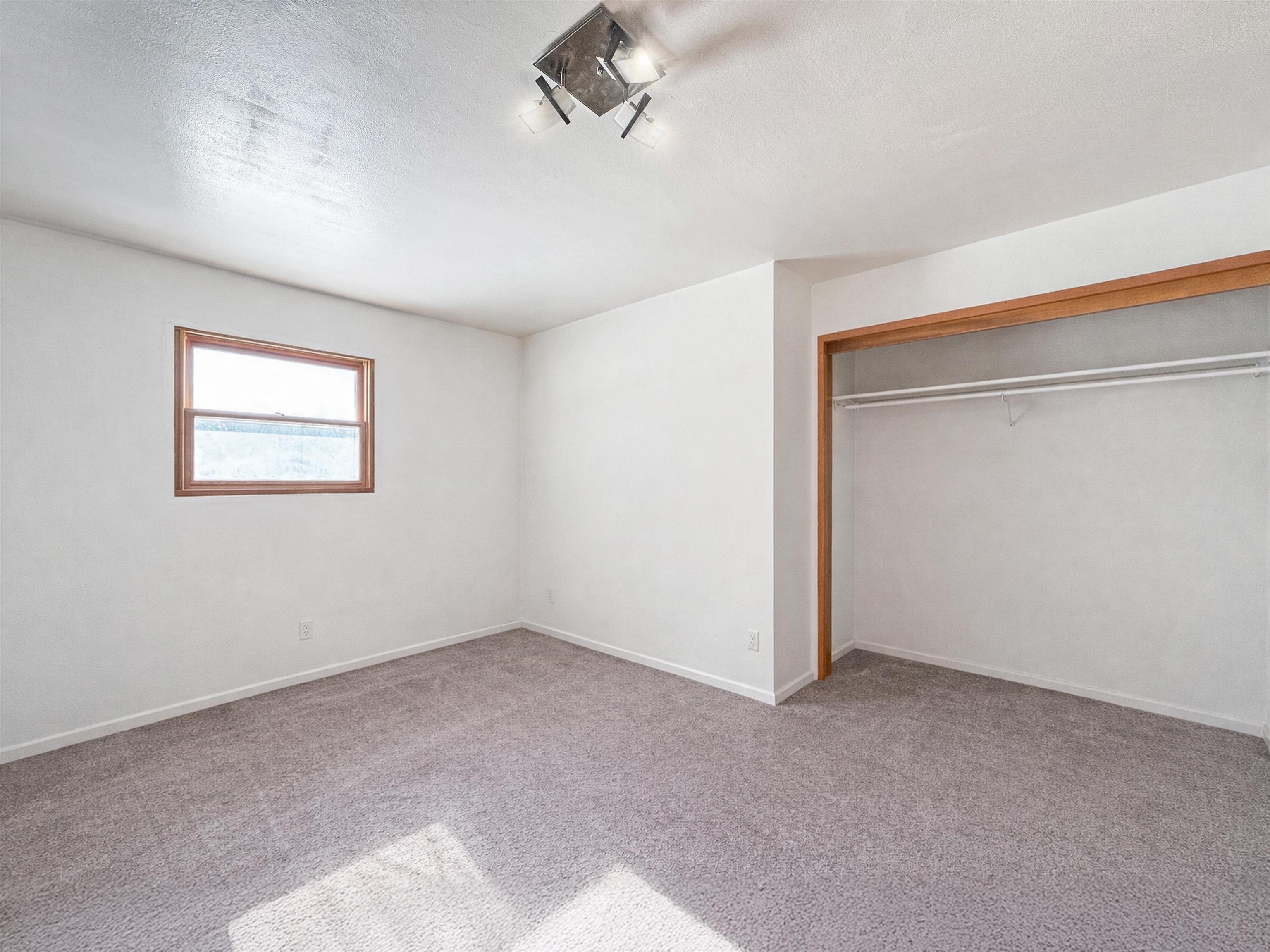 W6970 3.5 Road Menominee, MI 49858 - Photo 11 of 25