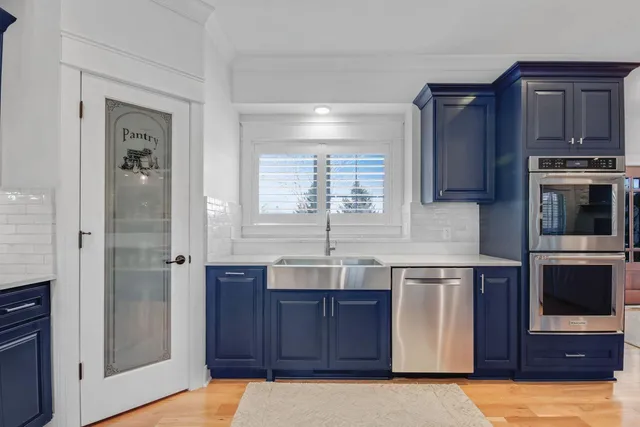 $1,275,000 | 833 Red Hawk Drive, Walworth, WI 53184