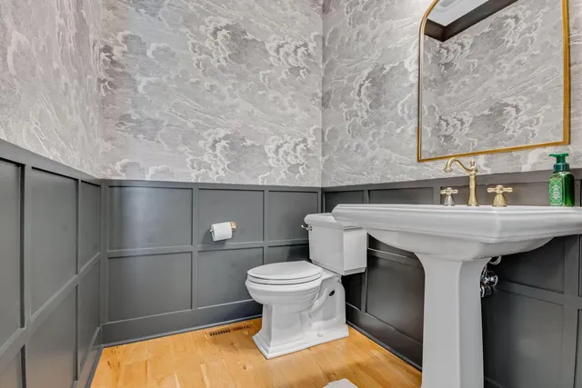 $1,275,000 | 833 Red Hawk Drive, Walworth, WI 53184