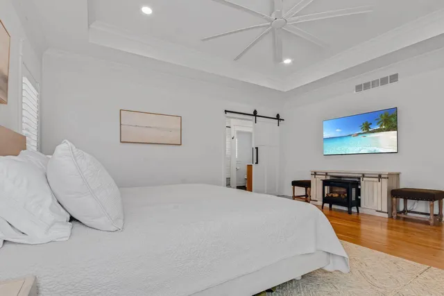 $1,275,000 | 833 Red Hawk Drive, Walworth, WI 53184