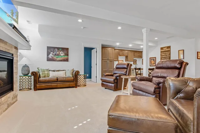 $1,275,000 | 833 Red Hawk Drive, Walworth, WI 53184