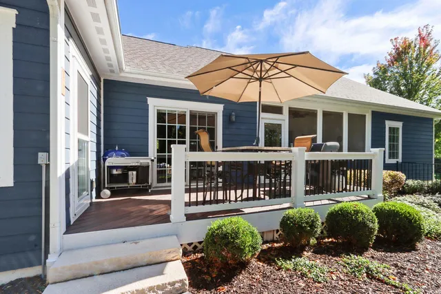 $1,275,000 | 833 Red Hawk Drive, Walworth, WI 53184