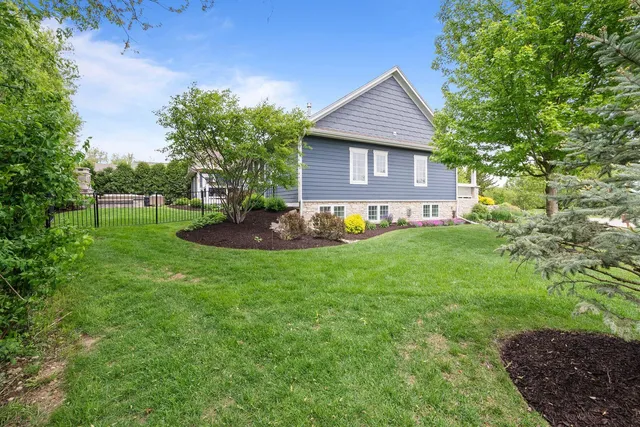 $1,275,000 | 833 Red Hawk Drive, Walworth, WI 53184