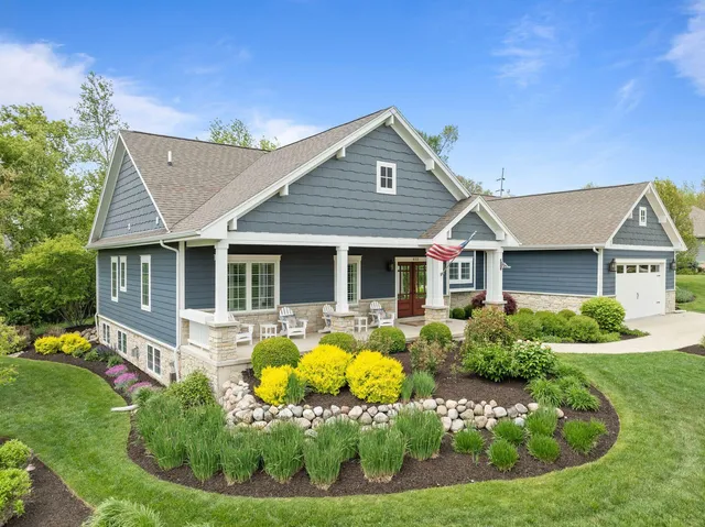 $1,275,000 | 833 Red Hawk Drive, Walworth, WI 53184