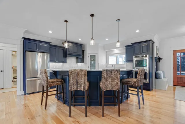 $1,275,000 | 833 Red Hawk Drive, Walworth, WI 53184