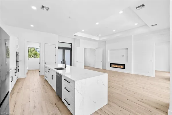 $699,000 | 3342 70th Avenue Northeast, Naples, FL 34120