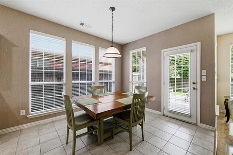 $374,999 | 4541 Marguerite Lane, Fort Worth, TX 76123