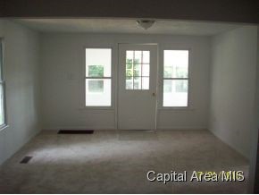 5205 Bates Road New Berlin, IL 62670 - Photo 2 of 10