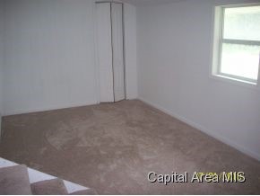 5205 Bates Road New Berlin, IL 62670 - Photo 4 of 10