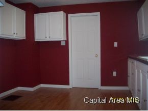 5205 Bates Road New Berlin, IL 62670 - Photo 9 of 10