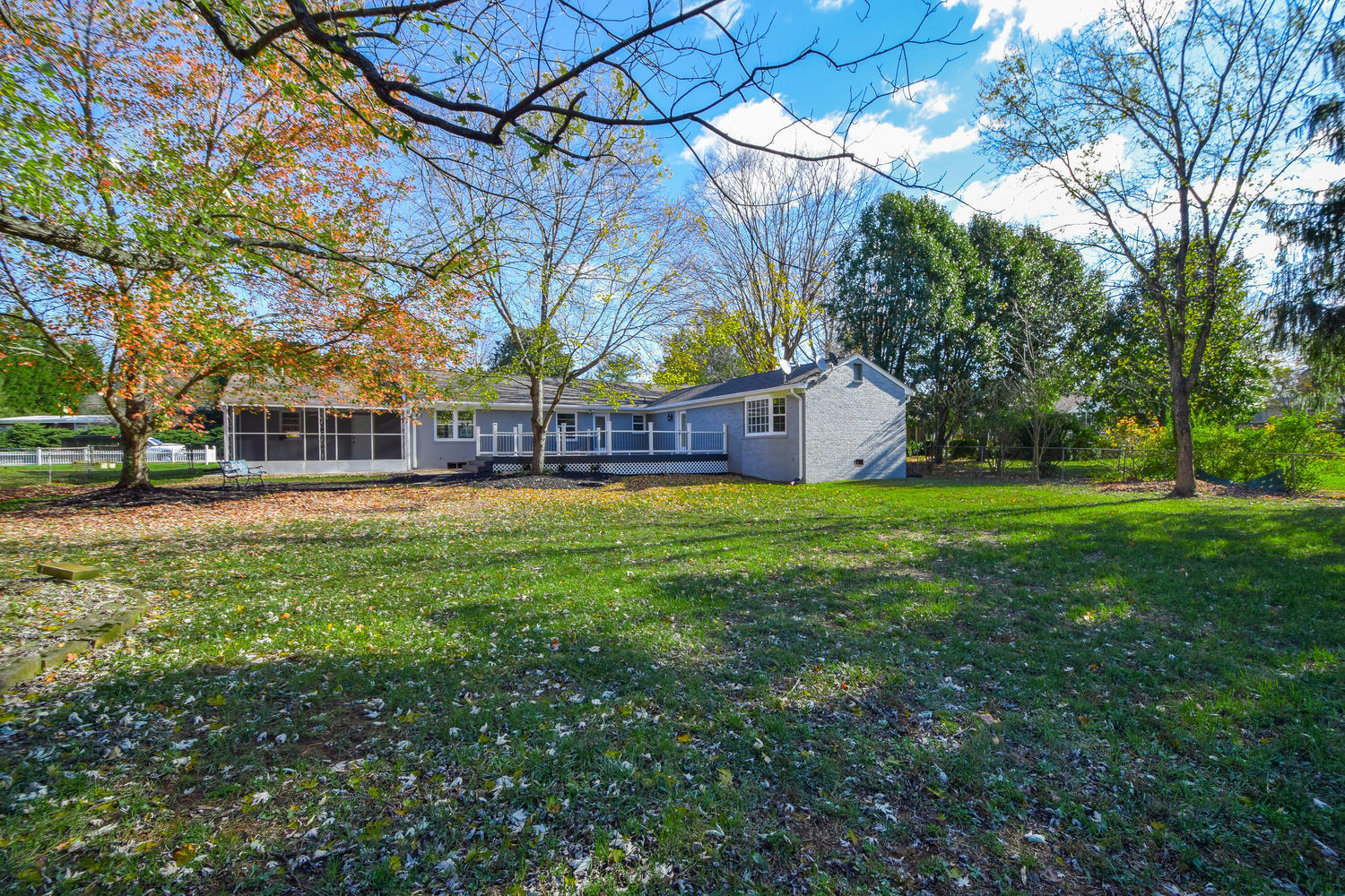 2017 Darlington Road Southwest Roanoke, VA 24018 - Photo 32 of 38 2017 Darlington Rd SW Roanoke-large-032-