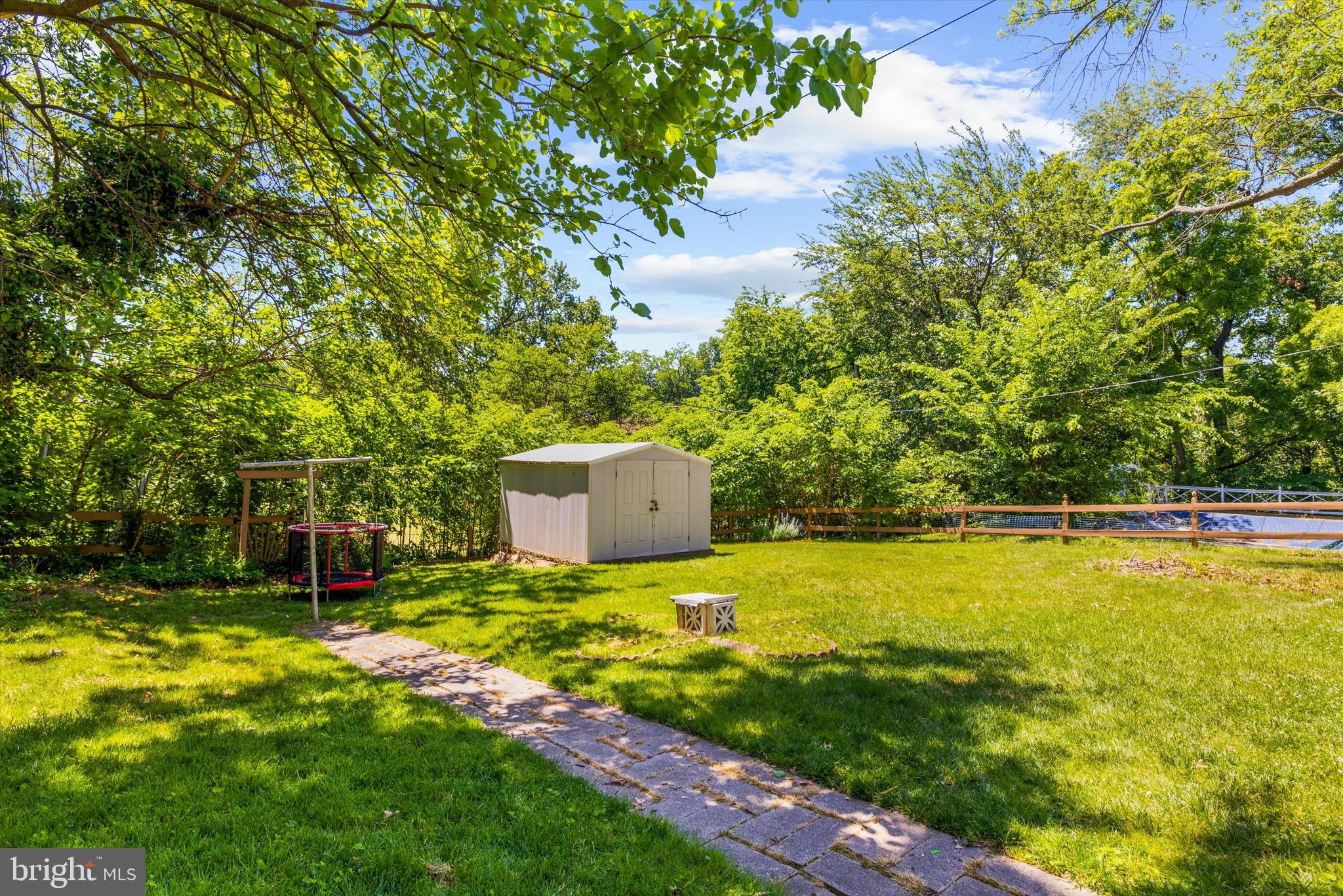 205 7th Avenue Baltimore, MD 21225 - Photo 43 of 61