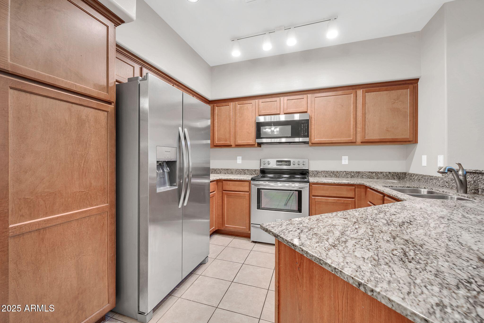 2150 West Alameda Road, Unit 1255 Phoenix, AZ 85085 - Photo 15 of 41 2150 W Alameda Rd 1255-19