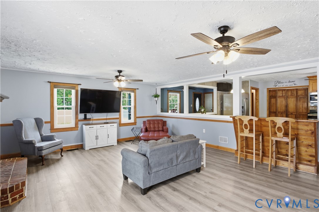 13700 Branders Bridge Road Chester, VA 23831 - Photo 12 of 38