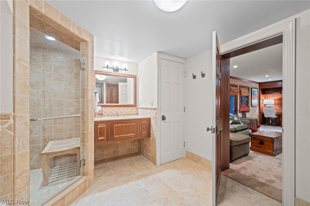 33285 Woodleigh Road Cleveland, OH 44124 - Photo 43 of 50 lower level