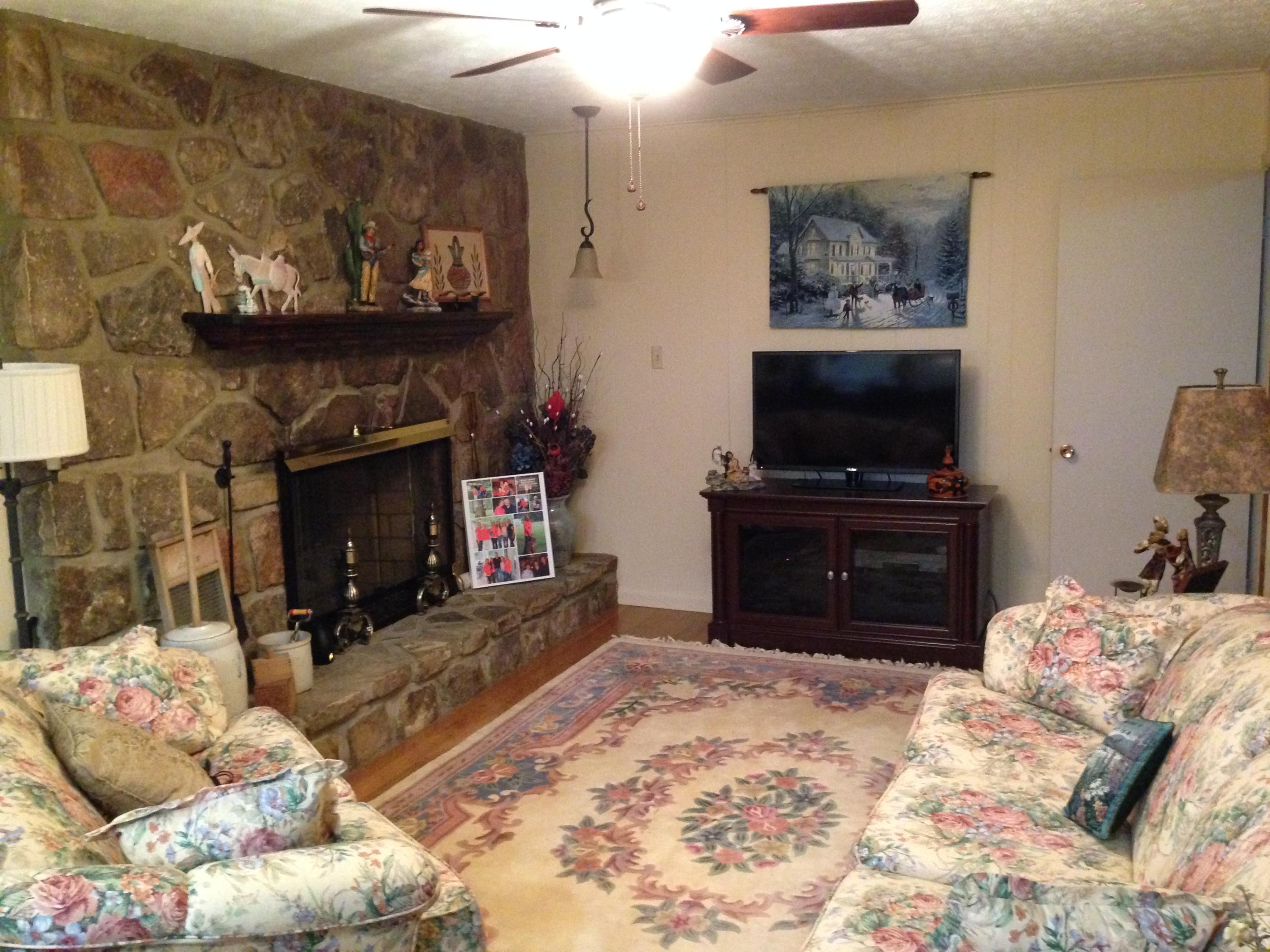 1101 Roderick Road Knoxville, TN 37923 - Photo 10 of 29 IMG_8122