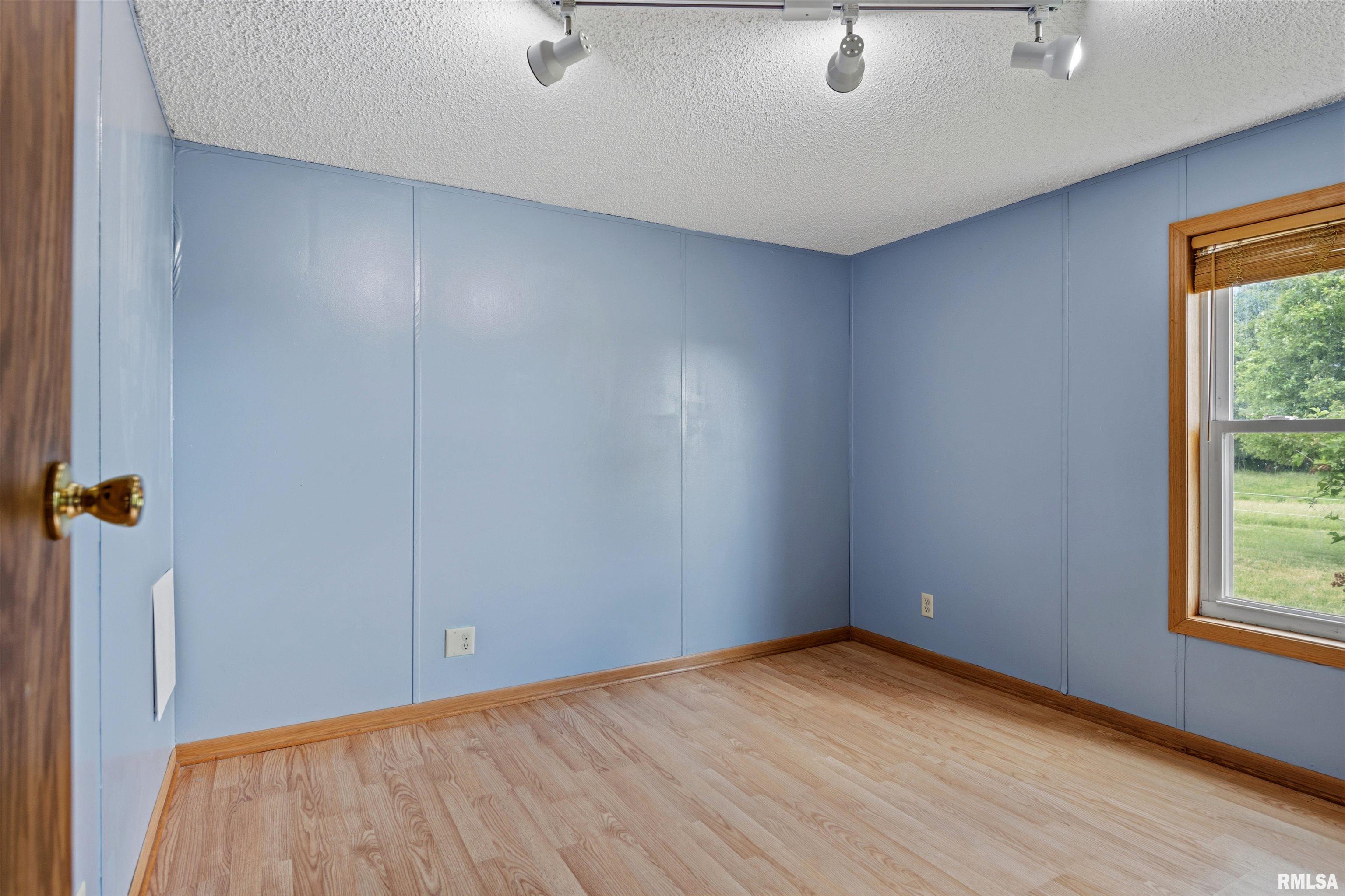 28457 Tutman Road Greenview, IL 62642 - Photo 25 of 46 Gallery Image 25