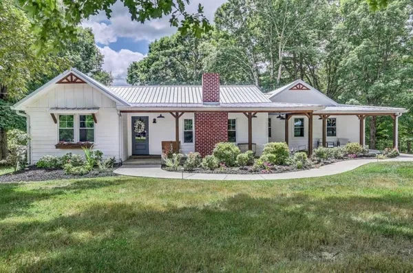 $725,000 | 7120 Wallace Road, Fairview, TN 37062