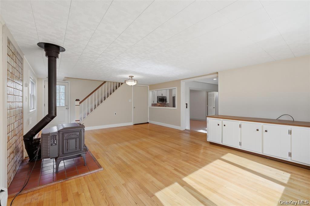 307 Old Kingston Road New Paltz, NY 12561 - Photo 3 of 28