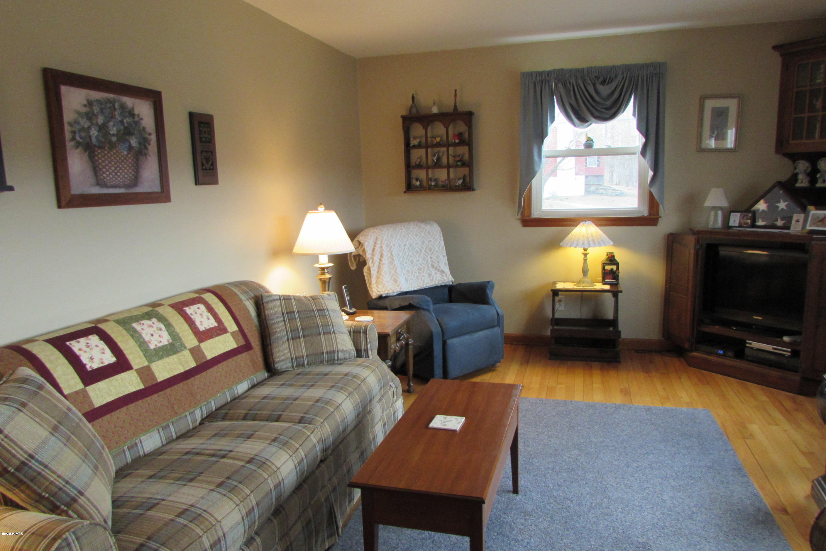 30 Golden Hill Road Lenox, MA 01242 - Photo 8 of 22 Living Room