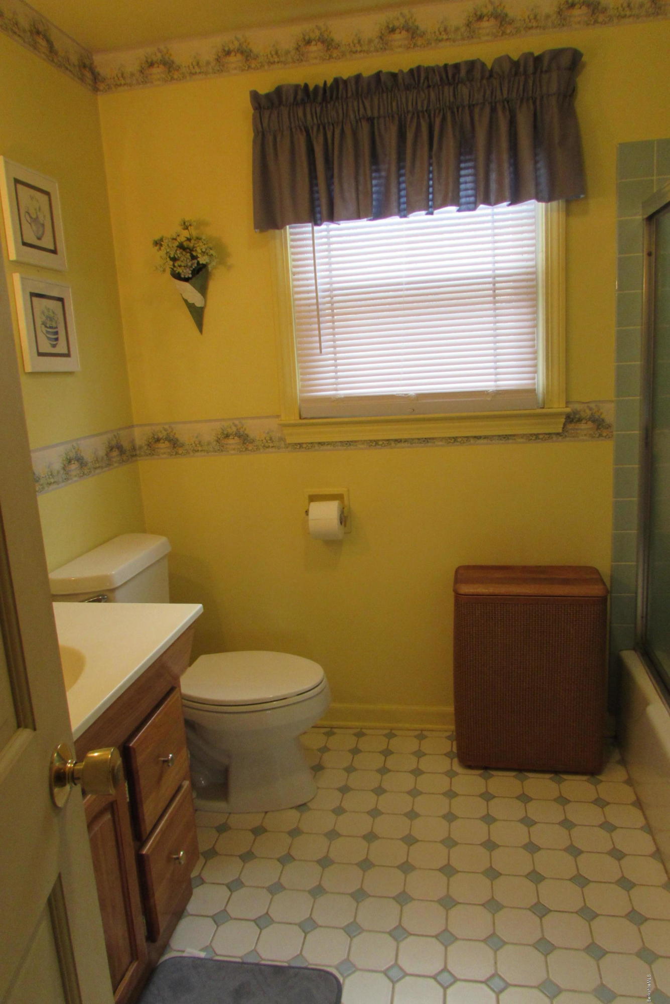 30 Golden Hill Road Lenox, MA 01242 - Photo 10 of 22 First Floor Bath View