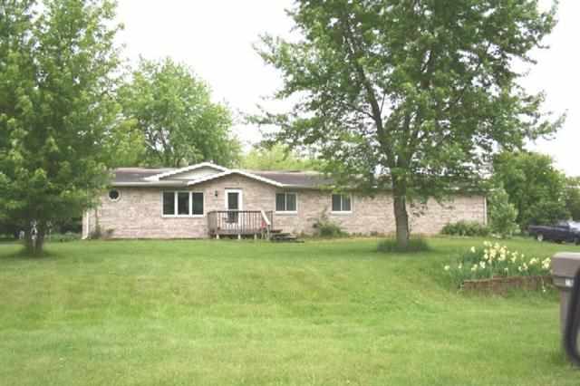 2042 Trader Road Muscatine, IA 52761 - Photo 1 of 10 Gallery Image 1