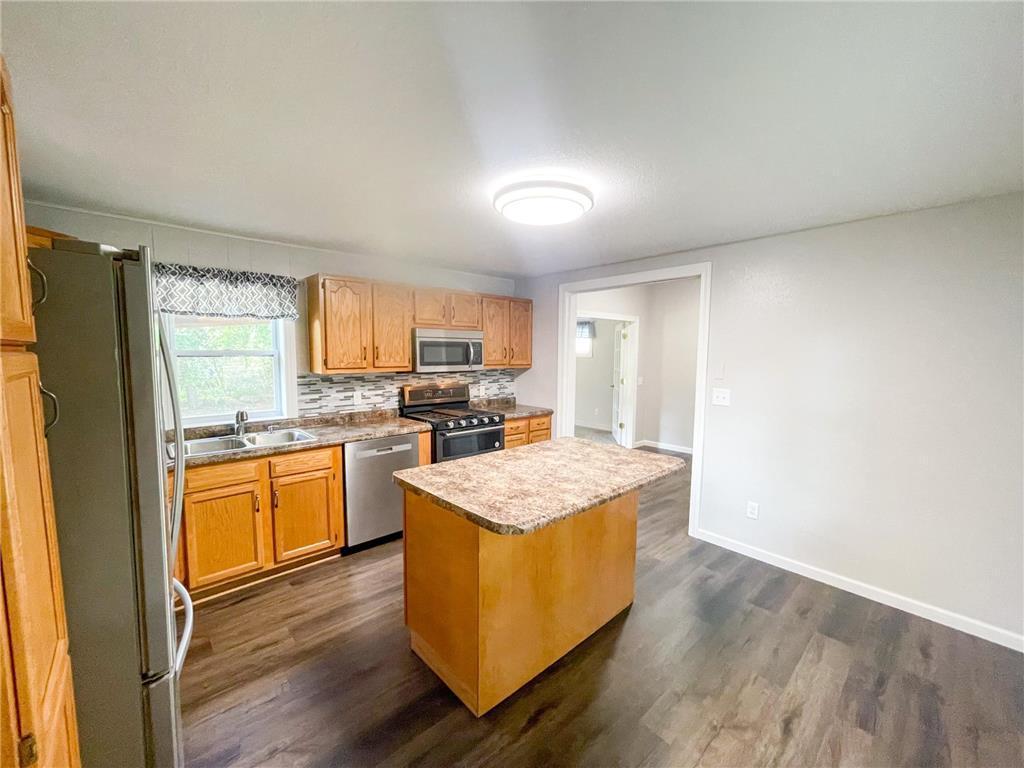 401 4th Street Southeast Little Falls, MN 56345 - Photo 15 of 29