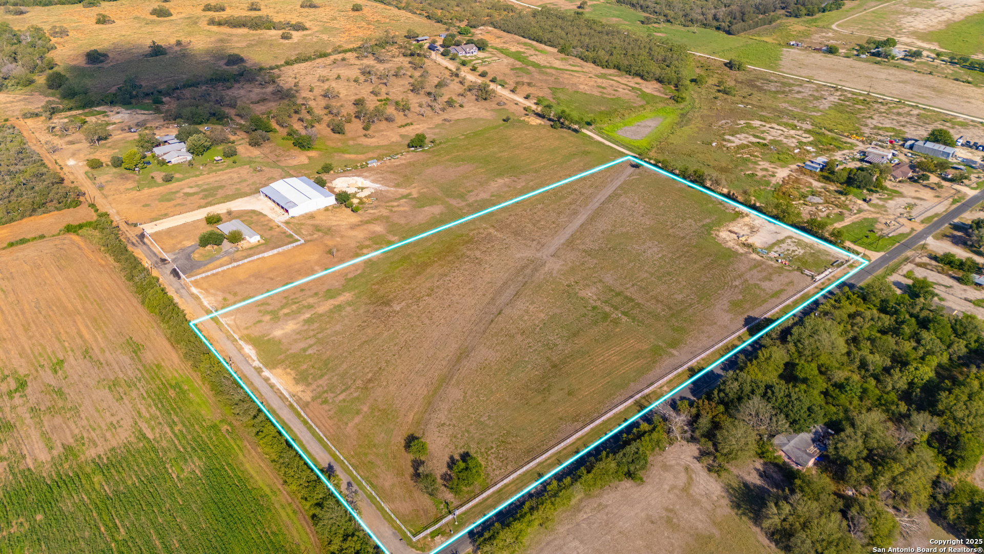 11706 Kinney Road Atascosa, TX 78002 - Photo 3 of 5