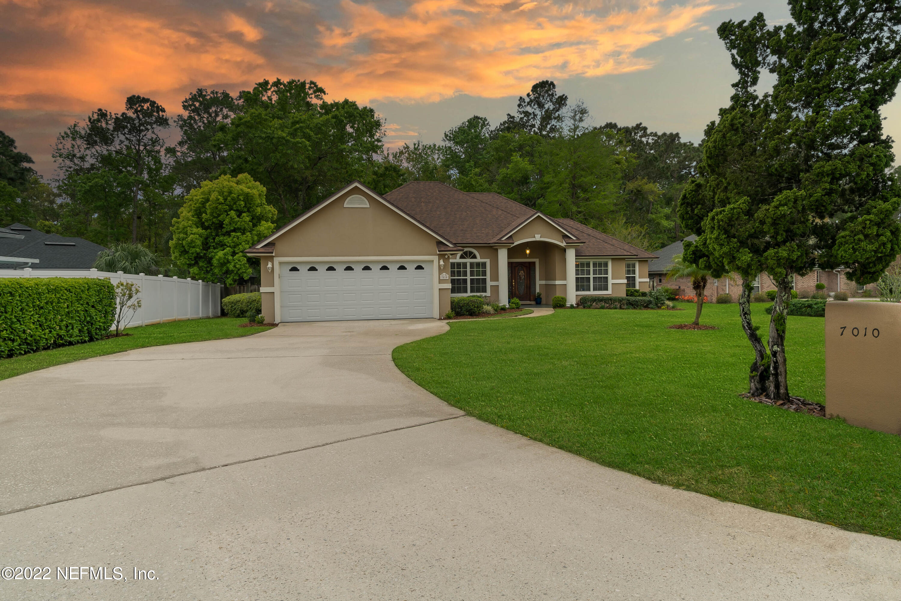 7010 Tonga Drive Jacksonville, FL 32216 - Photo 26 of 26 Front of Home