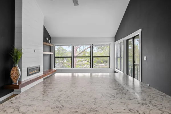 $396,532 | 300 Yacht Club Drive, Unit 18, Niceville, FL 32578