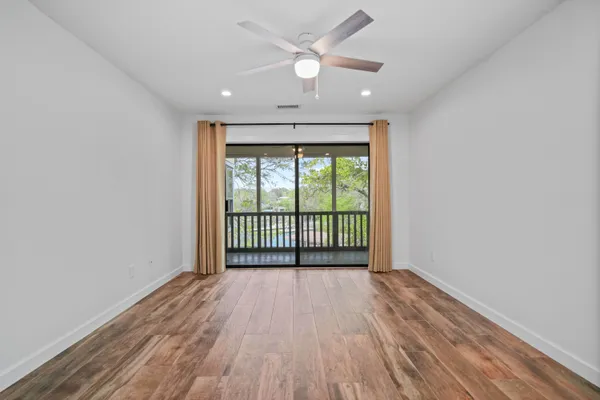 $396,532 | 300 Yacht Club Drive, Unit 18, Niceville, FL 32578