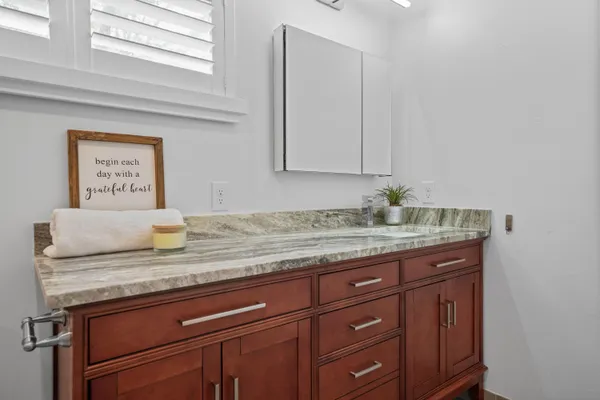 $396,532 | 300 Yacht Club Drive, Unit 18, Niceville, FL 32578