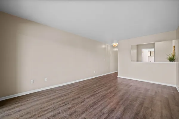 $396,532 | 300 Yacht Club Drive, Unit 18, Niceville, FL 32578