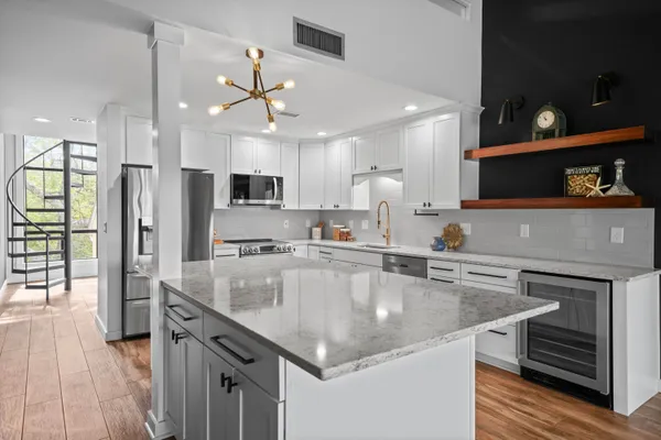 $396,532 | 300 Yacht Club Drive, Unit 18, Niceville, FL 32578