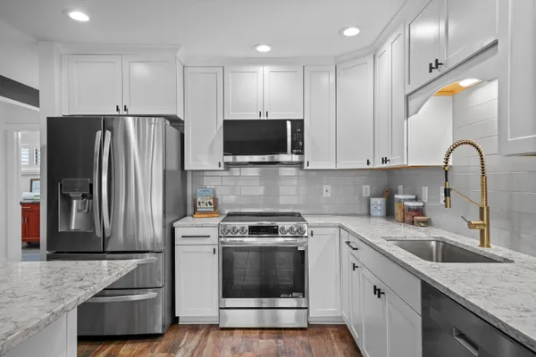 $396,532 | 300 Yacht Club Drive, Unit 18, Niceville, FL 32578