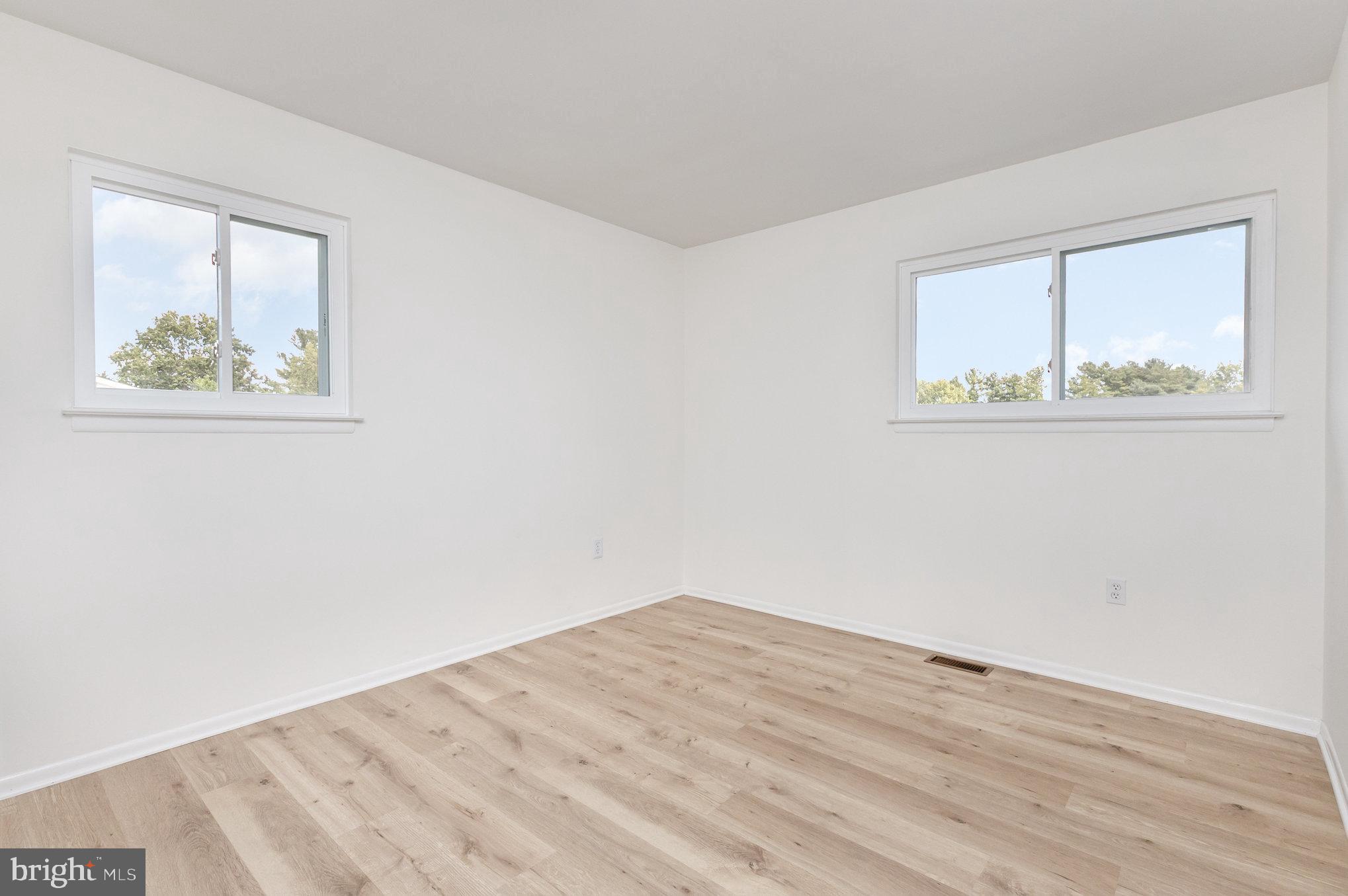 4216 High Ridge Road Haymarket, VA 20169 - Photo 15 of 34 L