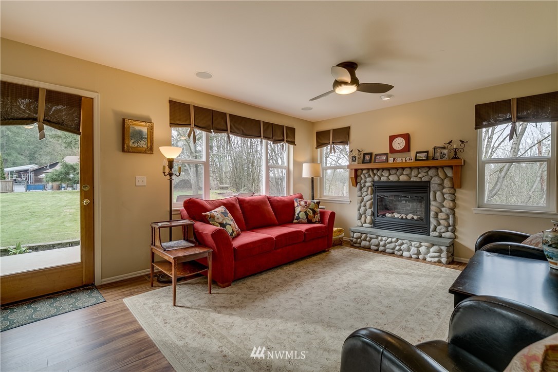 21008 Old Owen Road Monroe, WA 98272 - Photo 5 of 21 Gallery Image 5