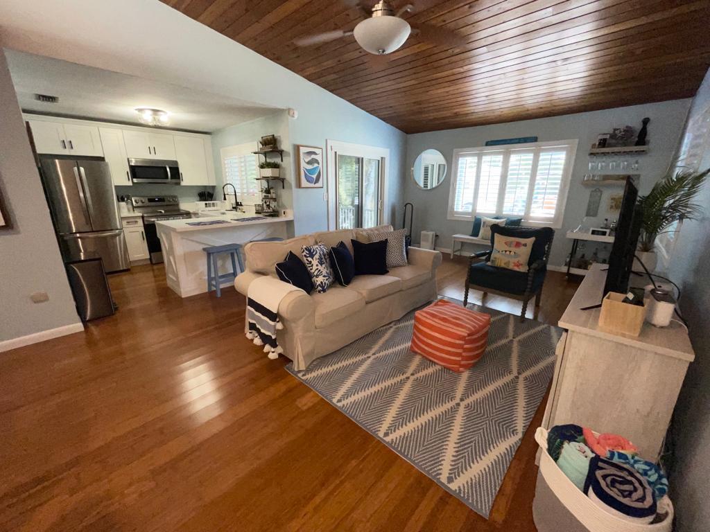 239 Lignumvitae Drive Key Largo, FL 33037 - Photo 3 of 22 PHOTO-2023-08-06-13-58-27