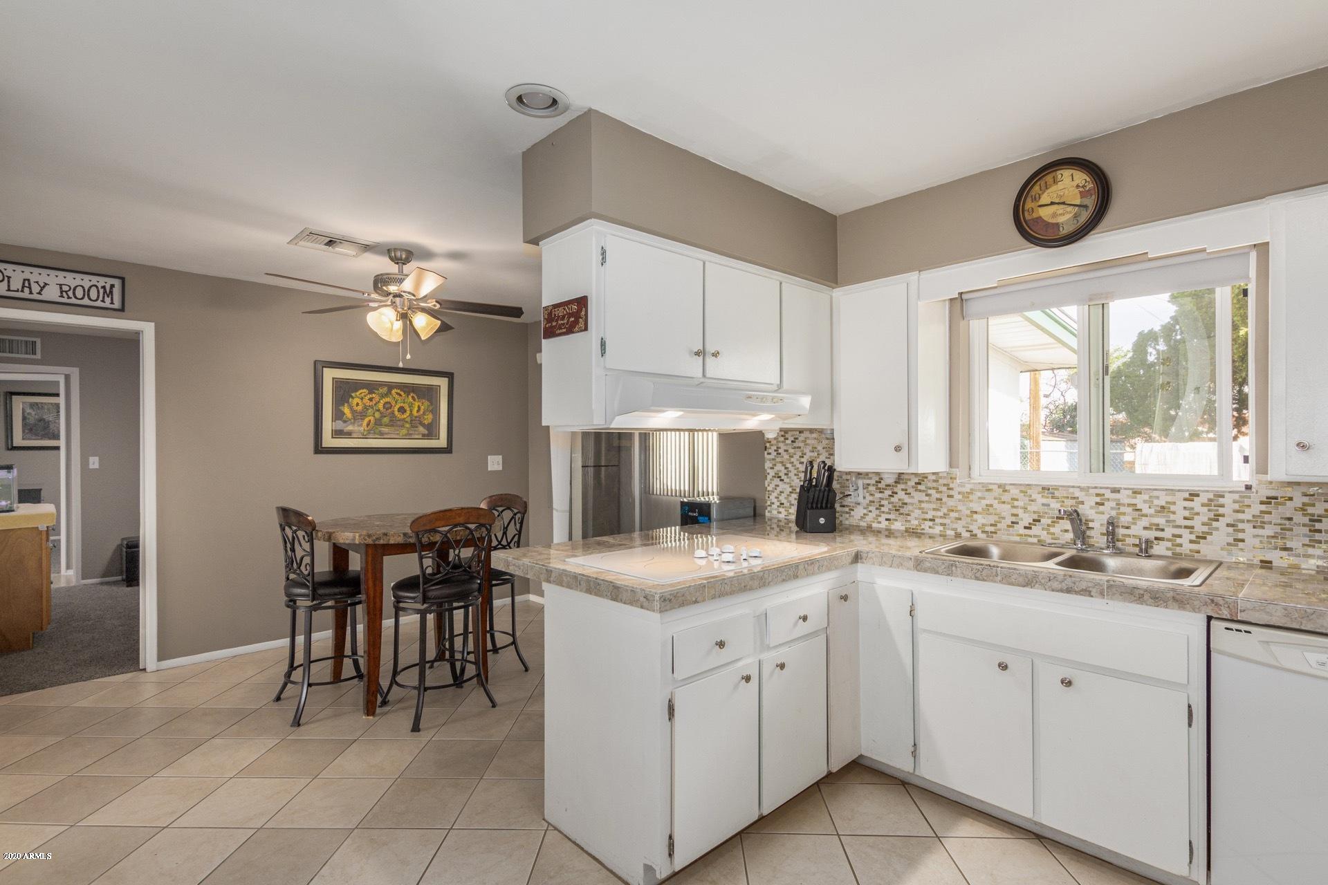 5326 Covina Road Mesa, AZ 85205 - Photo 9 of 29 Kitchen