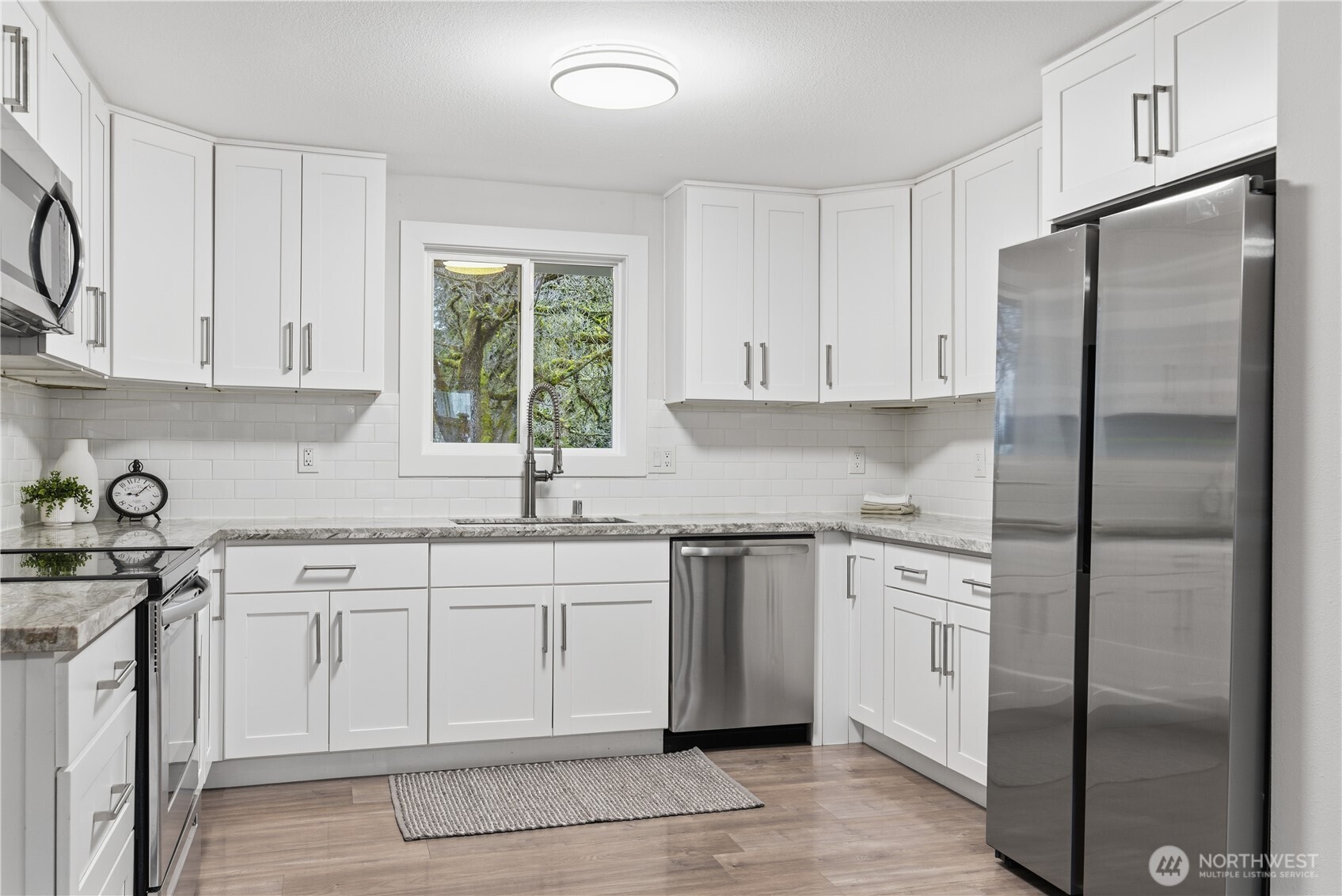 6014 South D Street Tacoma, WA 98408 - Photo 7 of 33