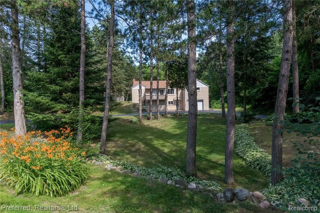 2740 Ridge Road White Lake, MI 48383 - Photo 33 of 35 DSC_7292.jpg